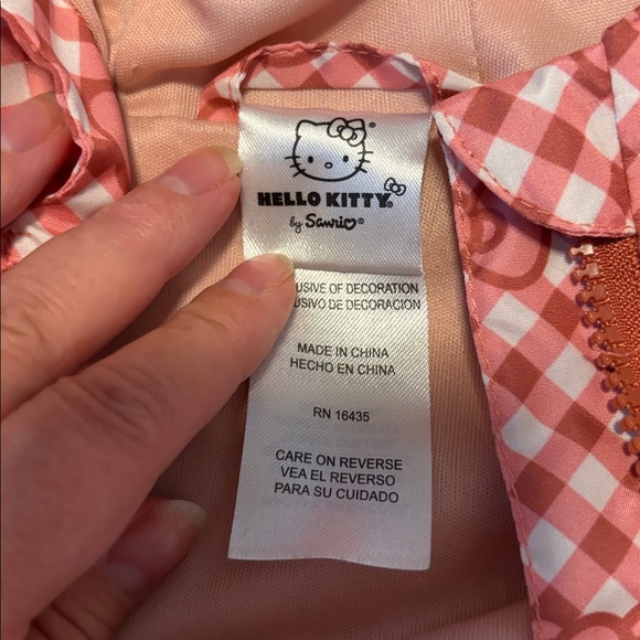 Hello Kitty Jacket - Picture 2 of 6